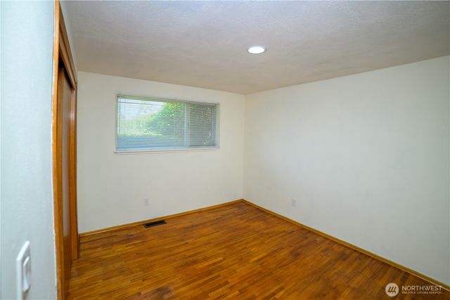5304 108th Street SW, Lakewood, WA 98499