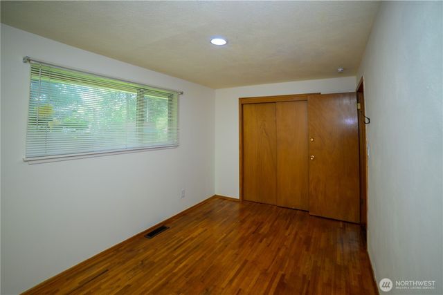 5304 108th Street SW, Lakewood, WA 98499