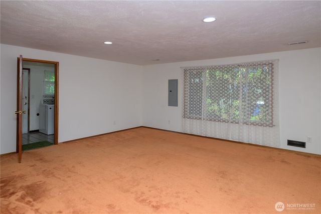 5304 108th Street SW, Lakewood, WA 98499