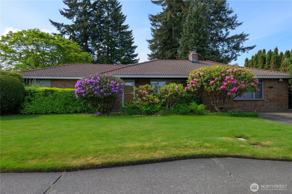 5304 108th Street SW, Lakewood, WA 98499