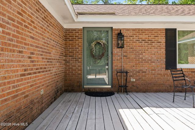 1 Golfview Court, Calabash, NC 28467