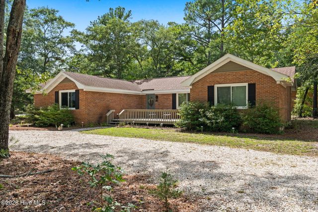 1 Golfview Court, Calabash, NC 28467