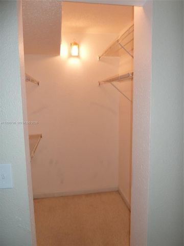 300 Gardens Dr 104, Pompano Beach, FL 33069