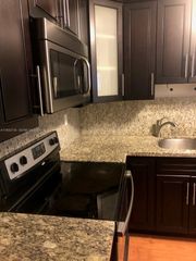 300 Gardens Dr 104, Pompano Beach, FL 33069