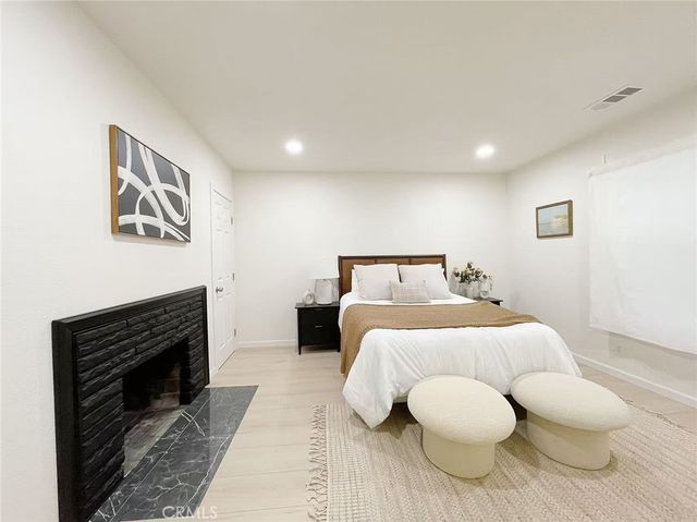 877 W Edna, Covina, CA 91722