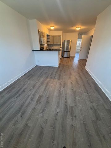 4048 Harper Avenue, Bronx, NY 10466