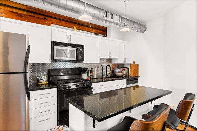 404 Reading Road, Cincinnati, OH 45202