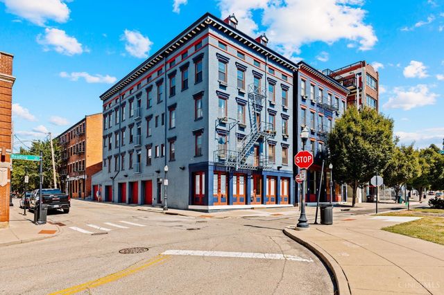 404 Reading Road, Cincinnati, OH 45202