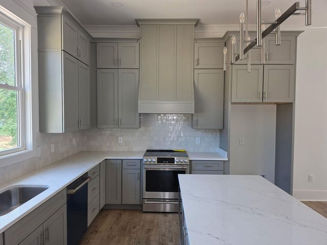 316 Thomas Road, Fort Oglethorpe, GA 30742