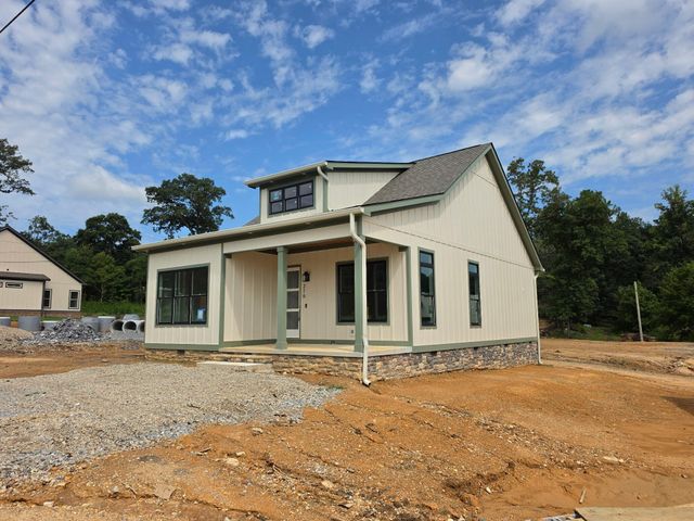 316 Thomas Road, Fort Oglethorpe, GA 30742