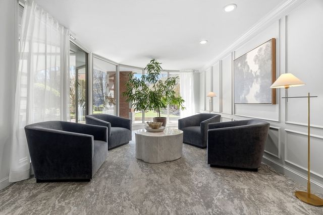 25 Marion St 46, Brookline, MA 02446