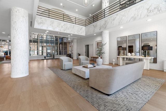 25 Marion St 46, Brookline, MA 02446