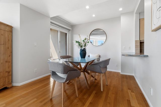 25 Marion St 46, Brookline, MA 02446