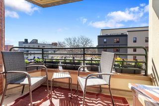 25 Marion St 46, Brookline, MA 02446