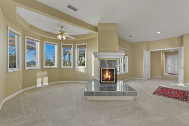 2464 Canyon Creek Rd, Escondido, CA 92025