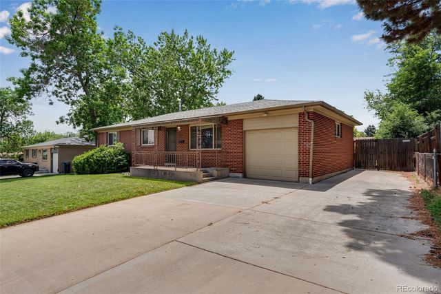 3196 W Tufts Avenue, Englewood, CO 80110