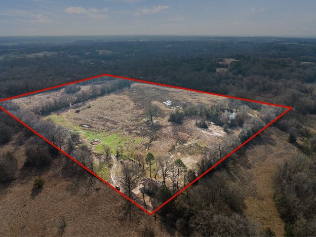 10 County Road 3357, Omaha, TX 75571
