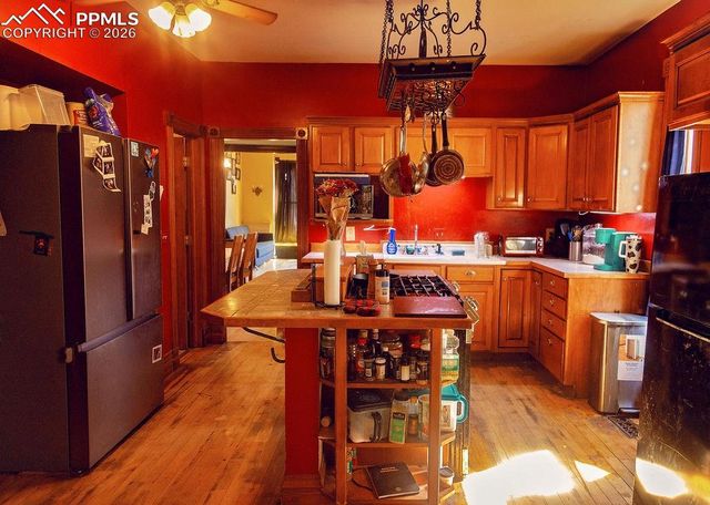 1037 Berkley Avenue, Pueblo, CO 81004