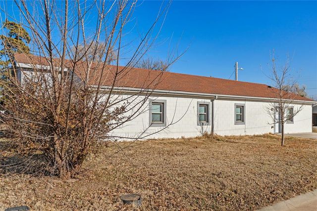 1401 E Woodson Street, El Reno, OK 73036