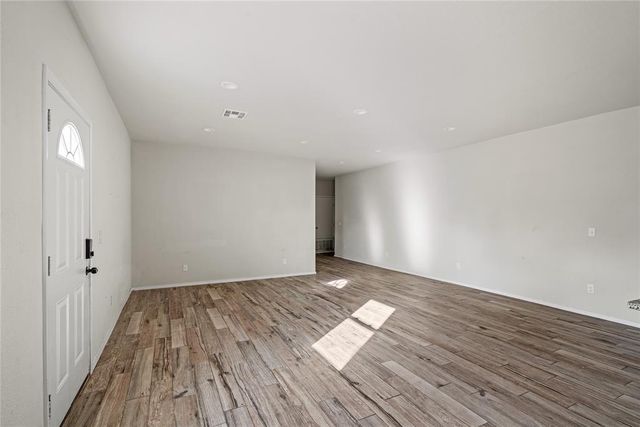 1401 E Woodson Street, El Reno, OK 73036