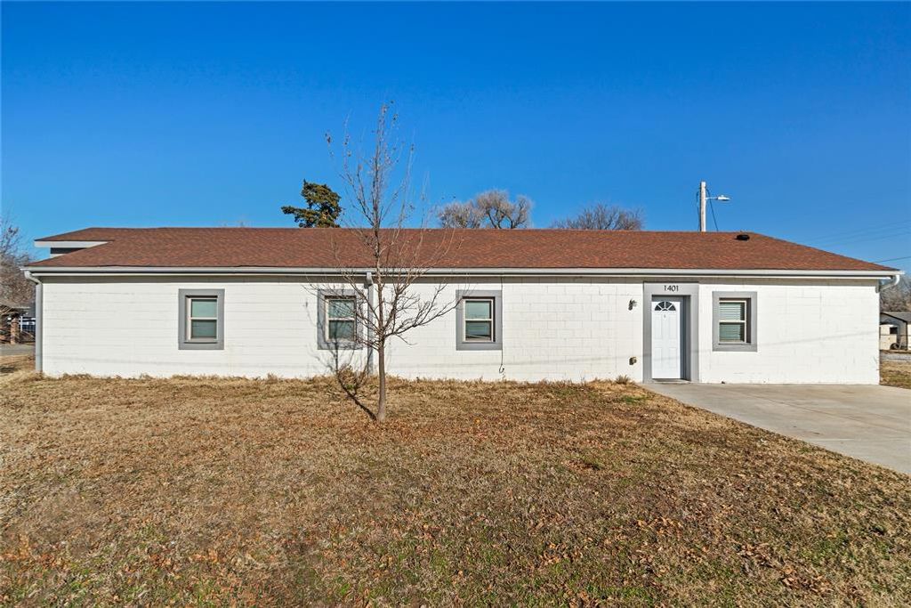 1401 E Woodson Street, El Reno, OK 73036