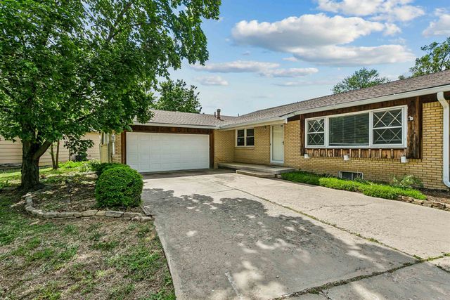 955 S Dowell Terr., Wichita, KS 67207