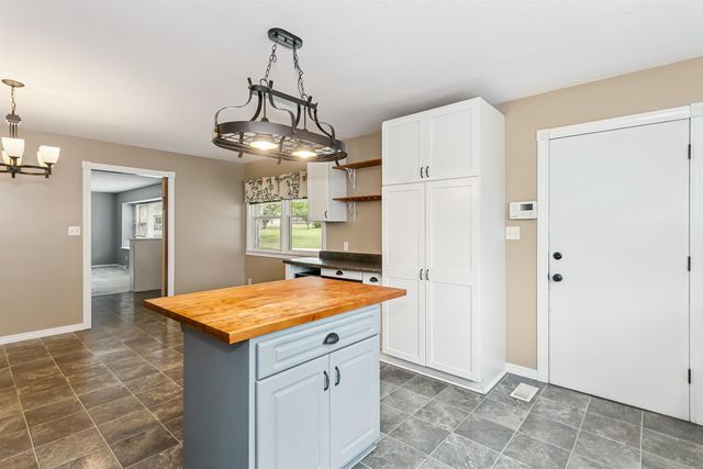 955 S Dowell Terr., Wichita, KS 67207