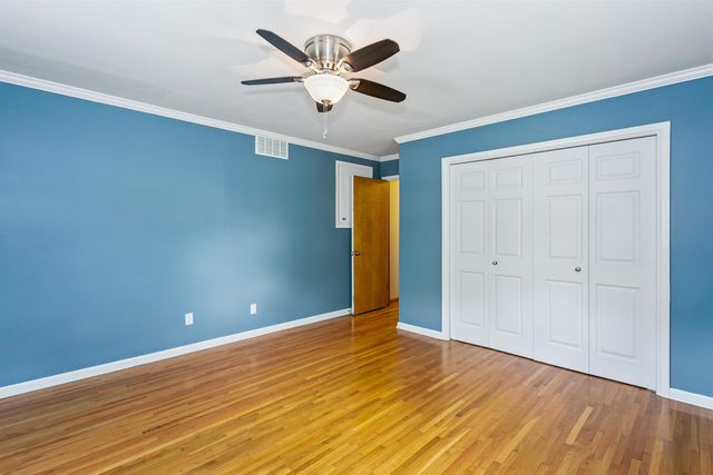 955 S Dowell Terr., Wichita, KS 67207