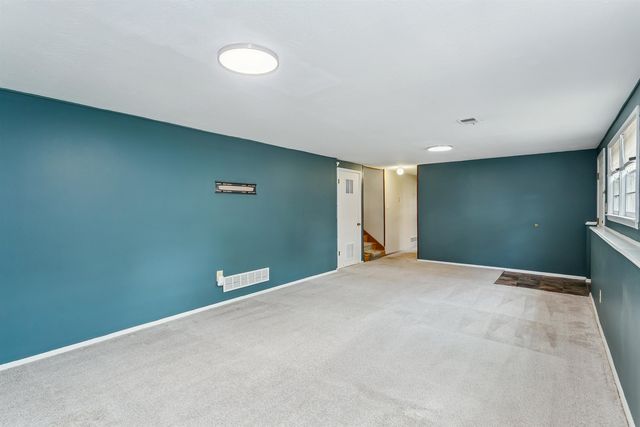 955 S Dowell Terr., Wichita, KS 67207