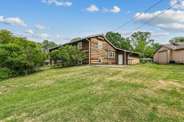 955 S Dowell Terr., Wichita, KS 67207