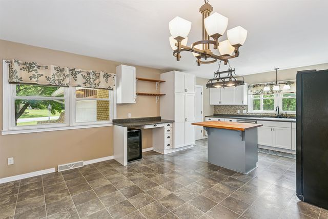 955 S Dowell Terr., Wichita, KS 67207