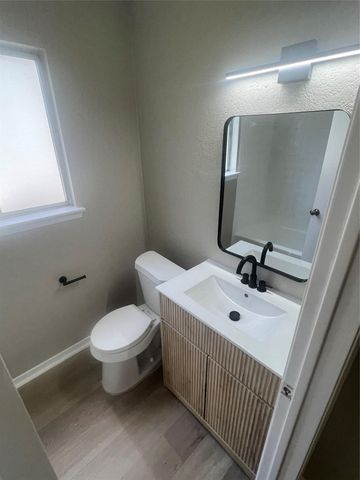 4620 BUTTON BEND RD, Austin, TX 78744