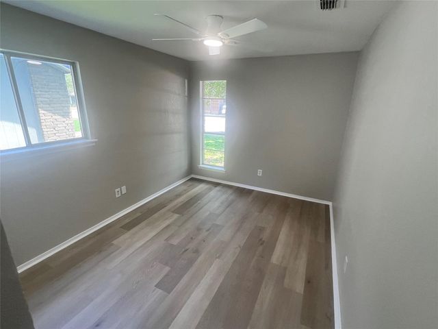 4620 BUTTON BEND RD, Austin, TX 78744