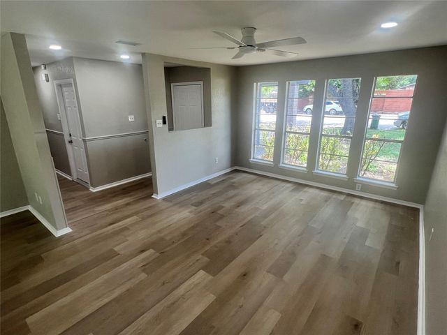 4620 BUTTON BEND RD, Austin, TX 78744