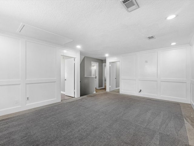 711 Lodgehill Lane, Houston, TX 77090