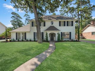 711 Lodgehill Lane, Houston, TX 77090