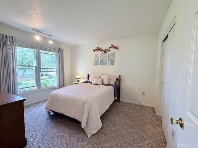 1848 Rosina Drive 1848 Rosina Drive, Miamisburg, OH 45342