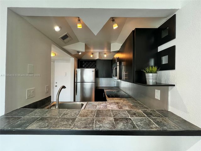 1035 West Ave 607, Miami Beach, FL 33139