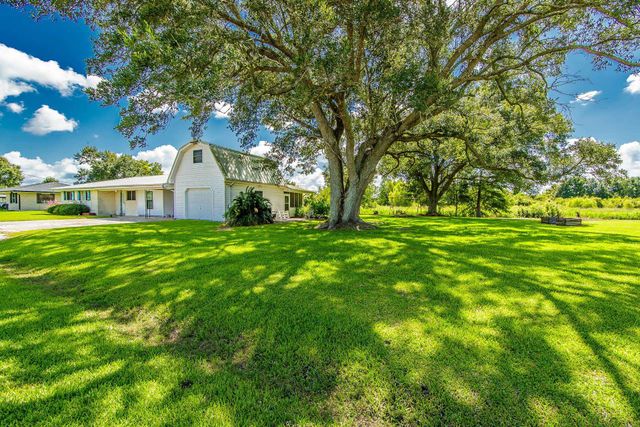405 Four Point Drive, Raceland, LA 70394