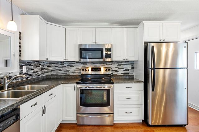 14010 KINGSTON BAY, Boynton Beach, FL 33436
