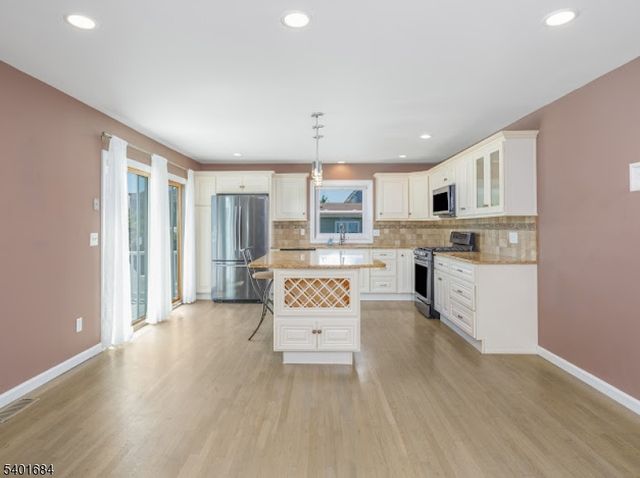 79 16Th St, Toms River Township, NJ 08753