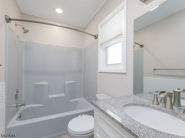 79 16Th St, Toms River Township, NJ 08753