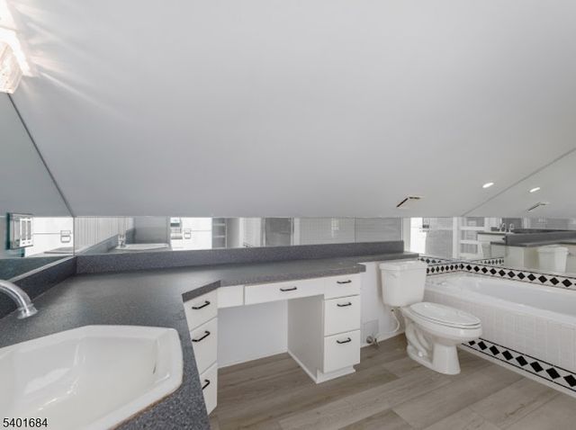 79 16Th St, Toms River Township, NJ 08753