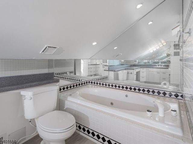 79 16Th St, Toms River Township, NJ 08753