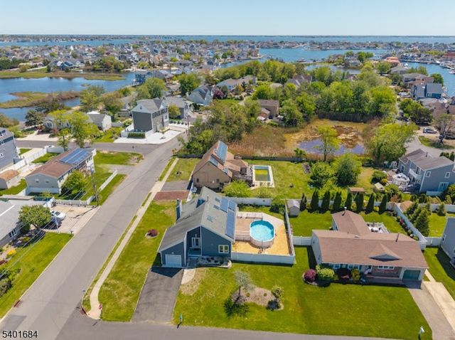 79 16Th St, Toms River Township, NJ 08753