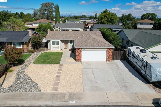 730 Almond Drive, Oakley, CA 94561