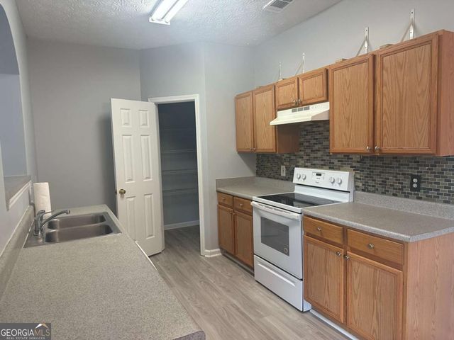 7980 Kendrick Estate Place, Jonesboro, GA 30238