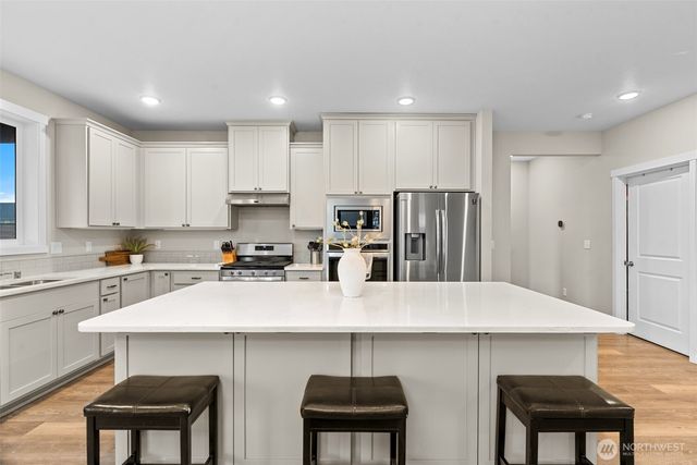 911 NE 7th Avenue, Quincy, WA 98848