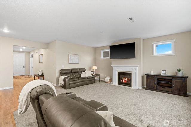 911 NE 7th Avenue, Quincy, WA 98848