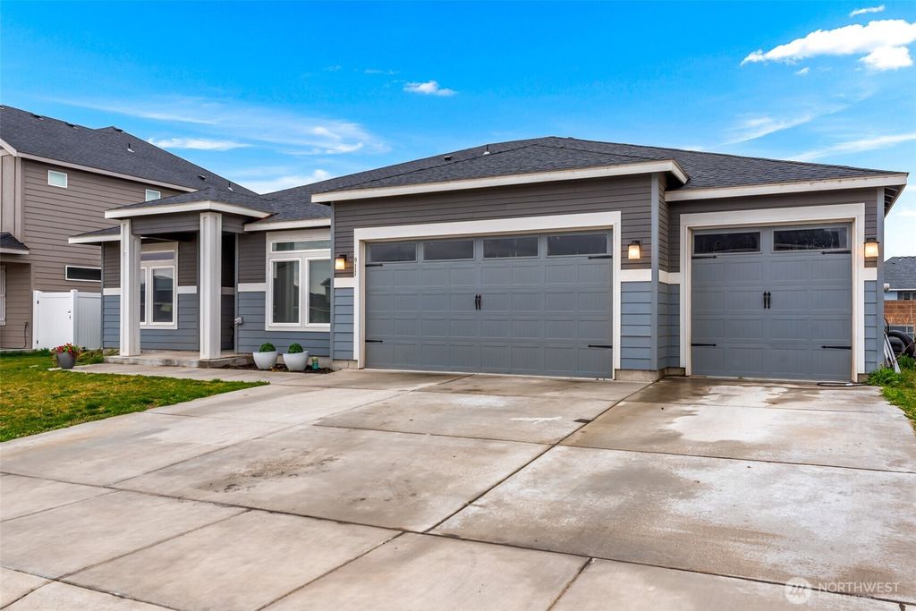 911 NE 7th Avenue, Quincy, WA 98848